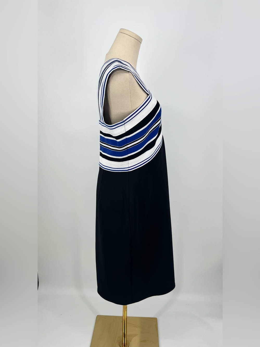 Tadashi Shoji Dara Striped Halter
Neoprene Dress | L - Picture 7 of 11